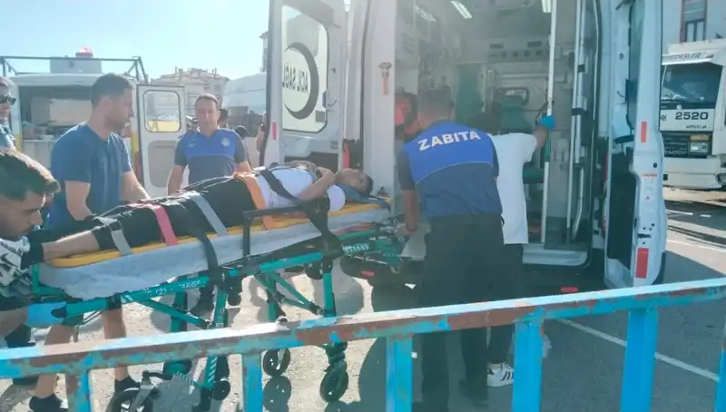 Cumartesi Pazarı'nda Silahlı Saldırı: Duvardaki Kurşun İzleri ve Kayıp Hayatlar