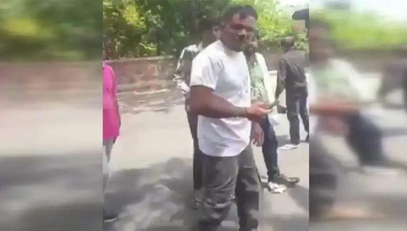 11A Koltuğundaki Yolcunun Unutulmaz Anları: "Biri Beni Yakaladı!"