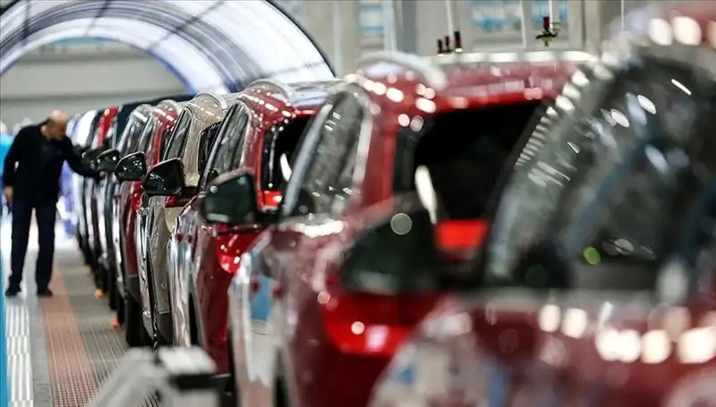 En Çok Satan Araçlar 2023: Hangi Marka, Hangi Renk ve Yakıt Öne Çıkıyor?
