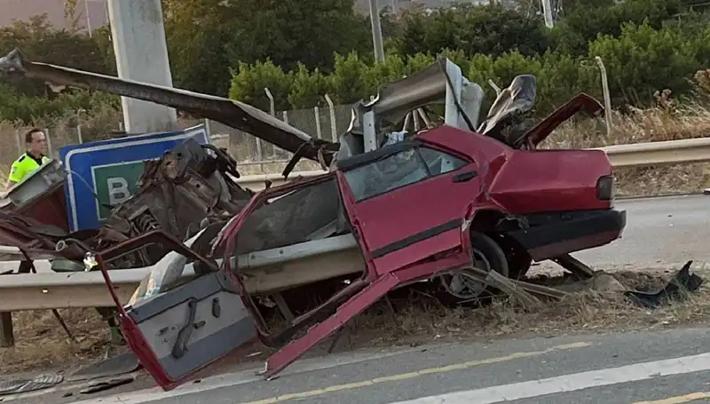 Hurdaya Dönmüş Araçtan Fırlayan Adamın Feci Ölümü: Detaylar Ortaya Çıktı