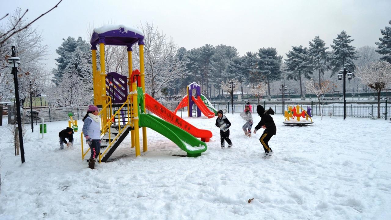 İstanbul'da Okullar İkinci Kez Tatil Edildi