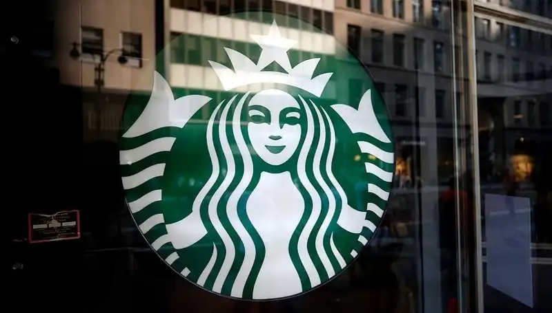 Starbucks’ın Küresel Satışlarında Şok Düşüş: Nedenleri ve Gelecek Görünümü