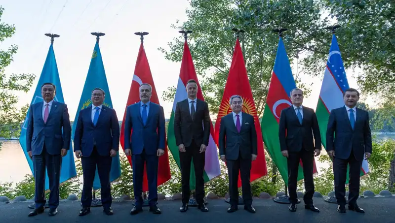 Fidan Budapeşte'de Uluslararası Diplomatlarla Stratejik Görüşmeler Gerçekleştirdi