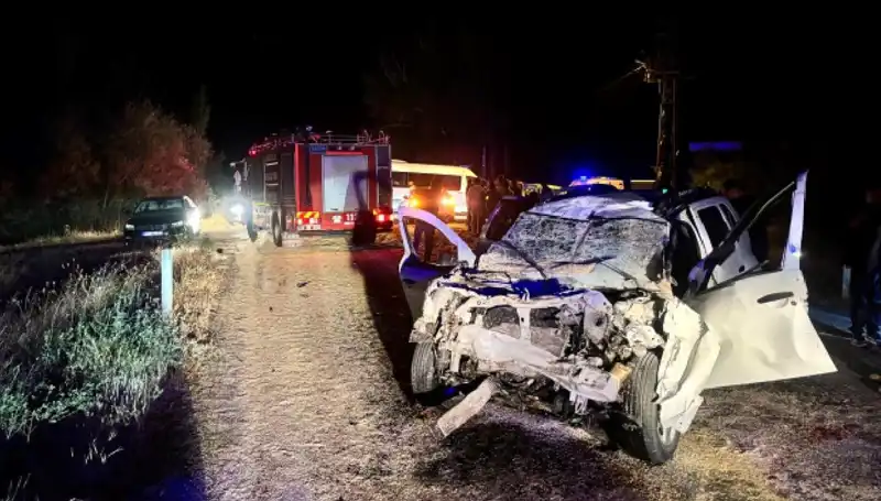 Ciple Traktör Çarpıştı: 5 Kişi Yaralandı, Olayın Detayları Korkutuyor