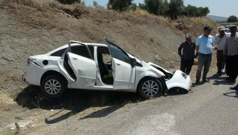 Kilis’te Otomobil Kazası: Çok Sayıda Yaralı ve Olay Yerinde Panik