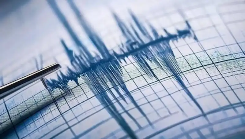 Rusya'da 8 Büyüklüğünde Deprem! Tsunami Tehlikesi Kapıda