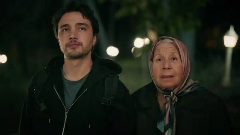 Aile Saadeti Dizisinin İlk Bölüm Tarihi Açıklandı: İzleyiciler Heyecanla Bekliyor!
