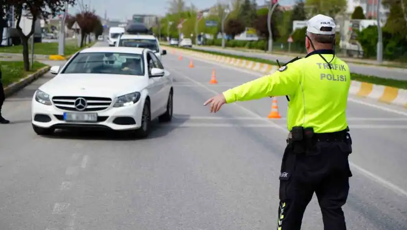 2025'te Değişen Trafik Cezaları: Hangi Tutardan Başlayacak?