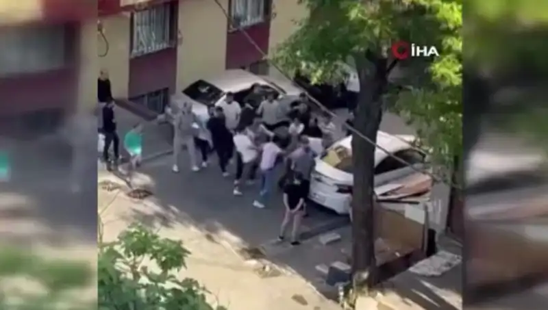 Madde Bağımlılığına Karşı Tek Yürek: Mahalleli Meydan Dayağında Birleşti