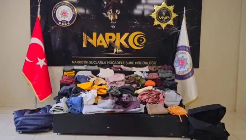 32 Kilo Metamfetaminle Yakalanan Şüpheli, Uyuşturucu İle Mücadelede Dikkat Çekti