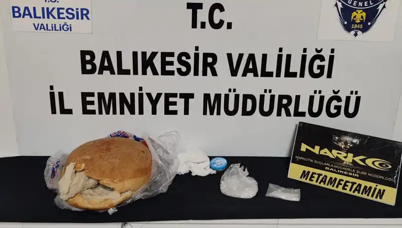 Ekmeğin İçine Uyuşturucu Saklayan Çeteye Operasyon: 10 Kişi Tutuklandı
