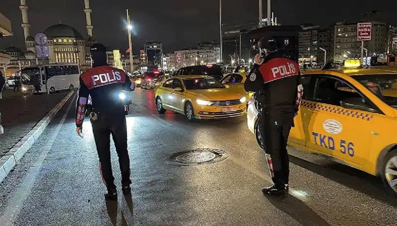 Huzur İstanbul Operasyonu: Bir Gece İçinde 873 Kişi Gözaltına Alındı
