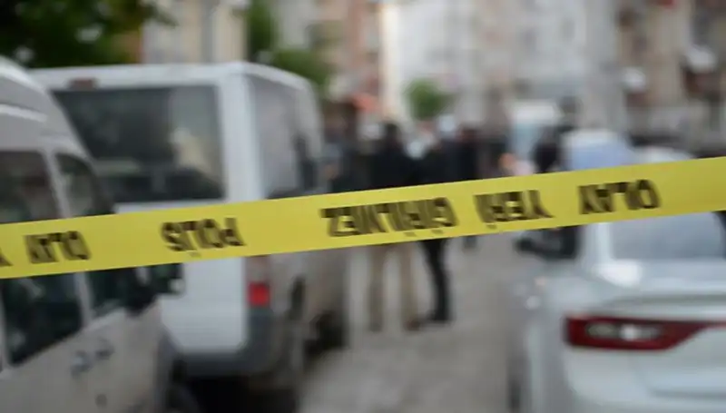 Satır ve Bıçaklı Kavga: Bir Kişi Hayatını Kaybetti, Diğeri Yaralı