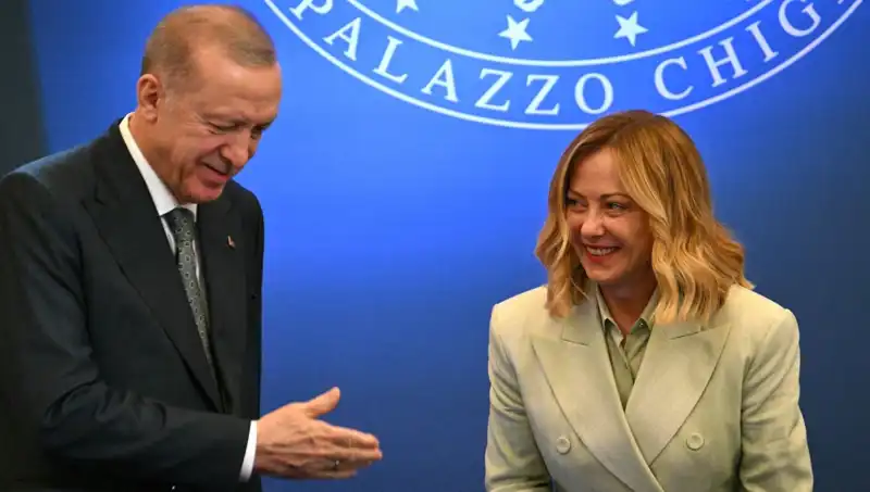Erdoğan, Roma Zirvesi'nde İtalya'nın Türkiye'ye Destek Mesajını Vurguladı