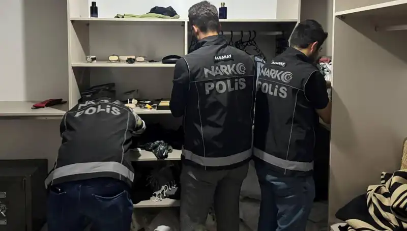 Uyuşturucu Operasyonunda F Serisi Dolarlar Ele Geçirildi: Detaylar Şaşırtıyor