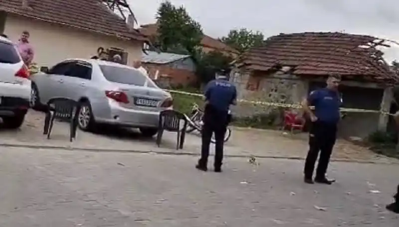 Kadın Cinayetinin Perde Arkası: Öldürüp Tuvalette Yakalandı!