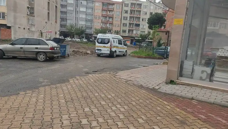 Düşme Olayı: 4. Kattan Düşen Kadının Hayatı Tehlikede