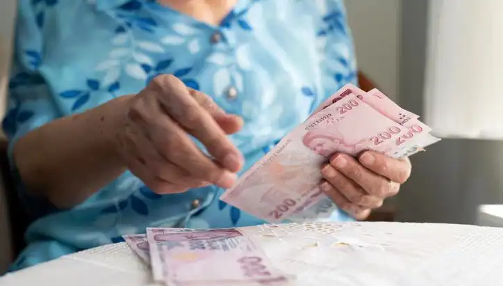 Emekli Dolandırıcılığı: Yeni Yöntemlerle Hedef Alıyorlar!