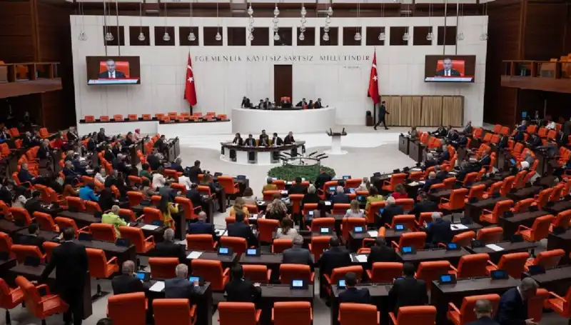 Yeni 10'uncu Yargı Paketi Meclis'ten Geçti: Neler Değişecek?