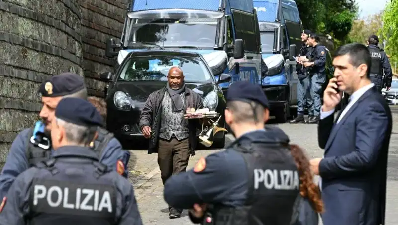 Roma'da Nükleer Müzakere: İran ve ABD Gerilimi Azaltmak İçin Masaya Oturdu