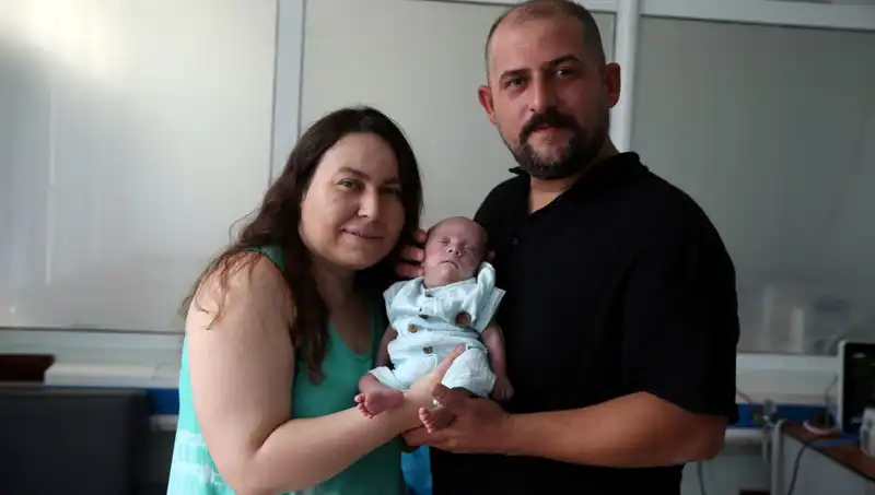 800 Gram Doğunca Başlayan Hayat Mücadelesi: 5 Aylık Bebeğin Hikayesi
